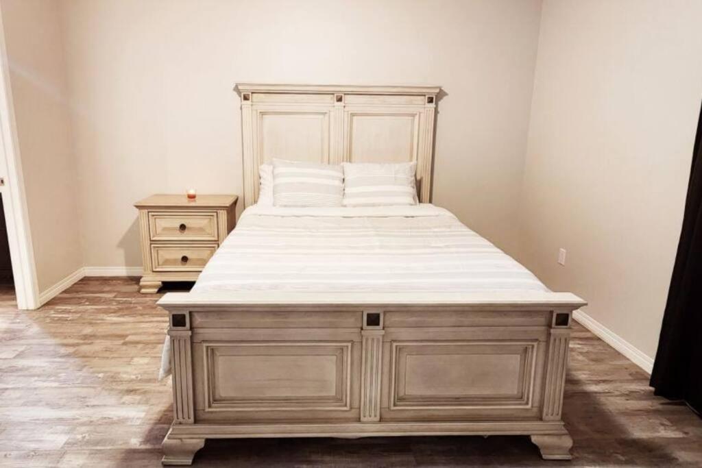 Comfort First - Sleeps 6 Уайтхорс Екстериор снимка